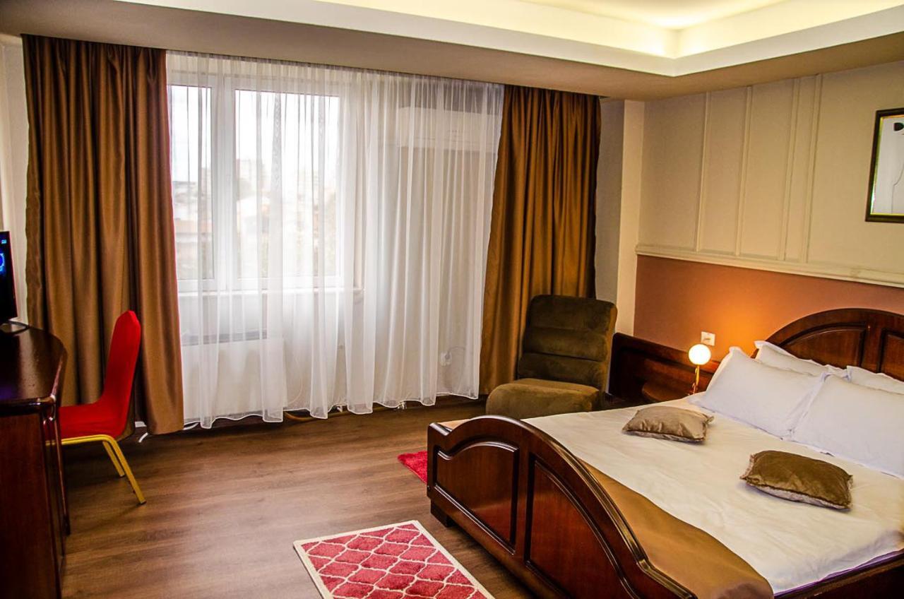 New Royal Hotel Constanta Bagian luar foto